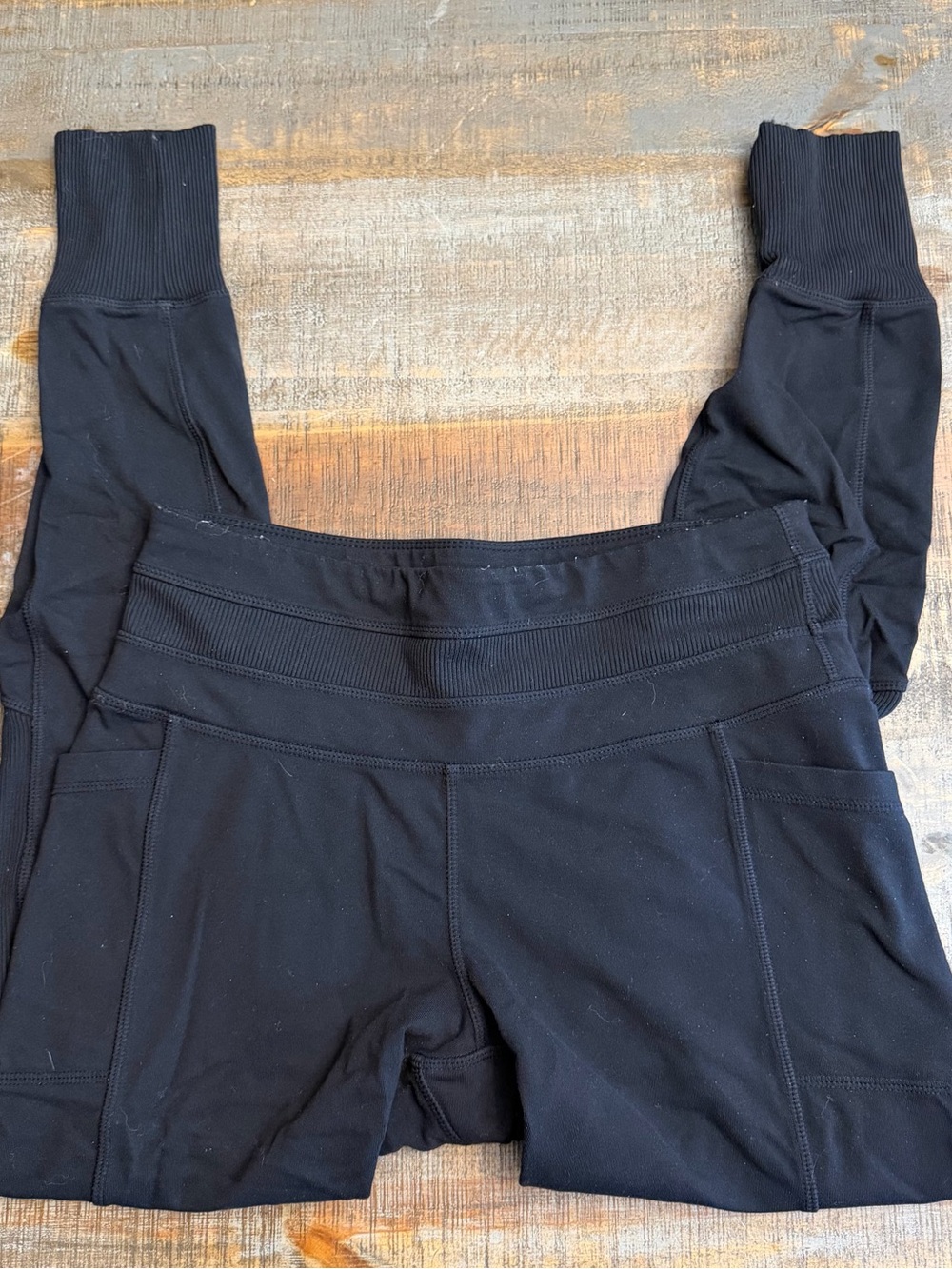 Women’s black athleta workout leggings